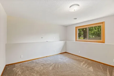 8064 Lower 147th Street W Apple Valley MN 55124