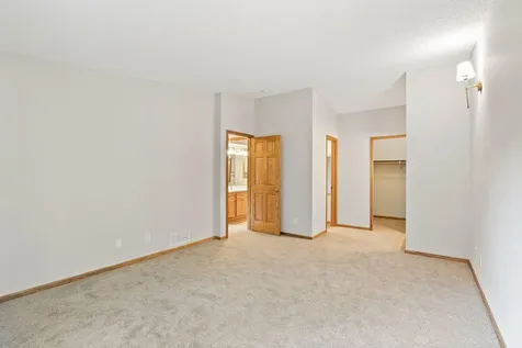 8064 Lower 147th Street W Apple Valley MN 55124