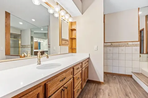8064 Lower 147th Street W Apple Valley MN 55124