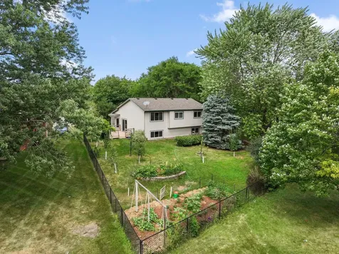 8064 Lower 147th Street W Apple Valley MN 55124