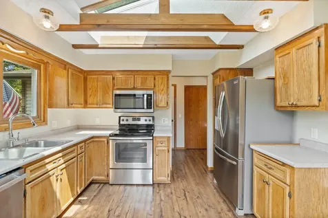 8064 Lower 147th Street W Apple Valley MN 55124
