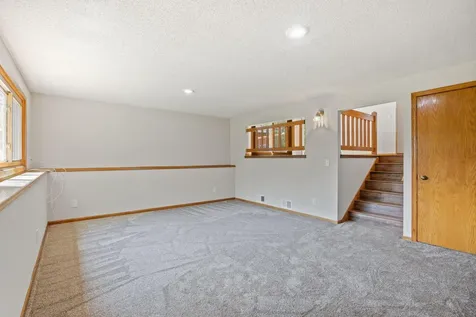 8064 Lower 147th Street W Apple Valley MN 55124