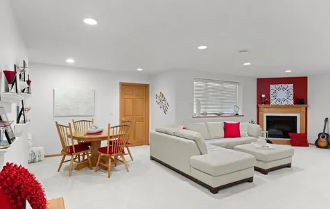 3410 Village Green Drive Moorhead MN 56560