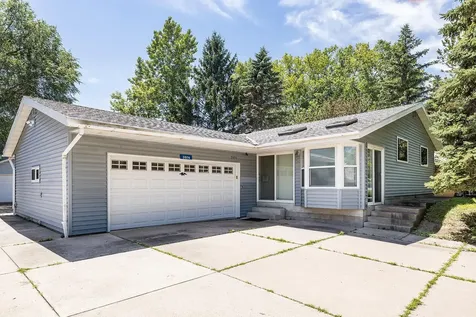 3974 Woodview Drive Vadnais Heights MN 55127