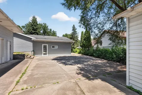 3974 Woodview Drive Vadnais Heights MN 55127