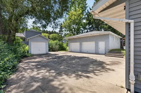 3974 Woodview Drive Vadnais Heights MN 55127