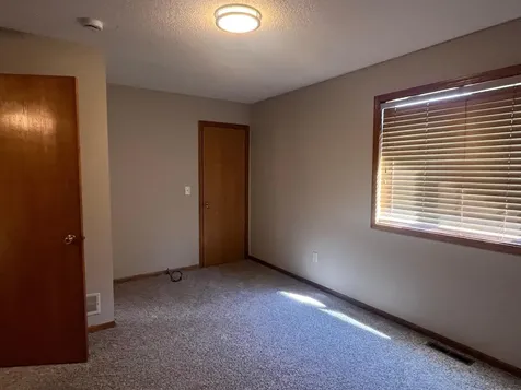 1300 Honeysuckle Lane SE Cambridge MN 55008