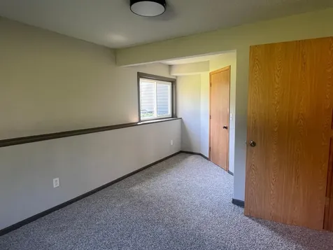 1300 Honeysuckle Lane SE Cambridge MN 55008