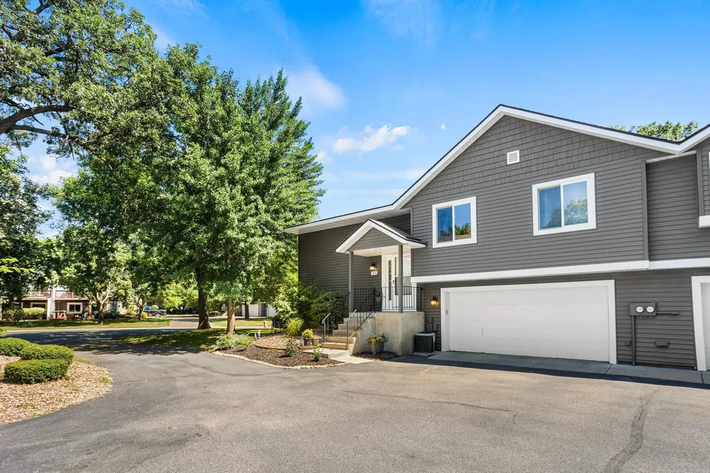 1874 113th Lane NW Coon Rapids MN 55433