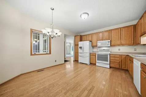 2701 Village Drive Faribault MN 55021
