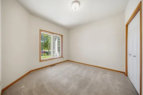 2701 Village Drive Faribault MN 55021