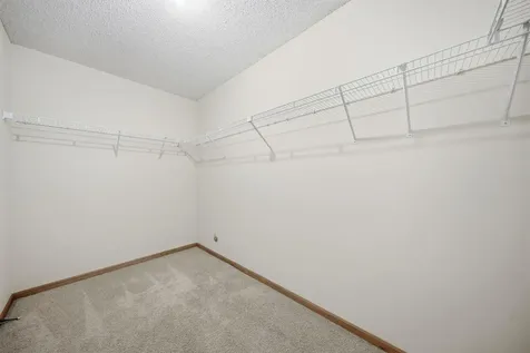 2701 Village Drive Faribault MN 55021