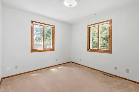 229 8th Avenue SE Osseo MN 55369