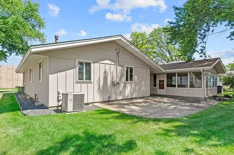 229 8th Avenue SE Osseo MN 55369