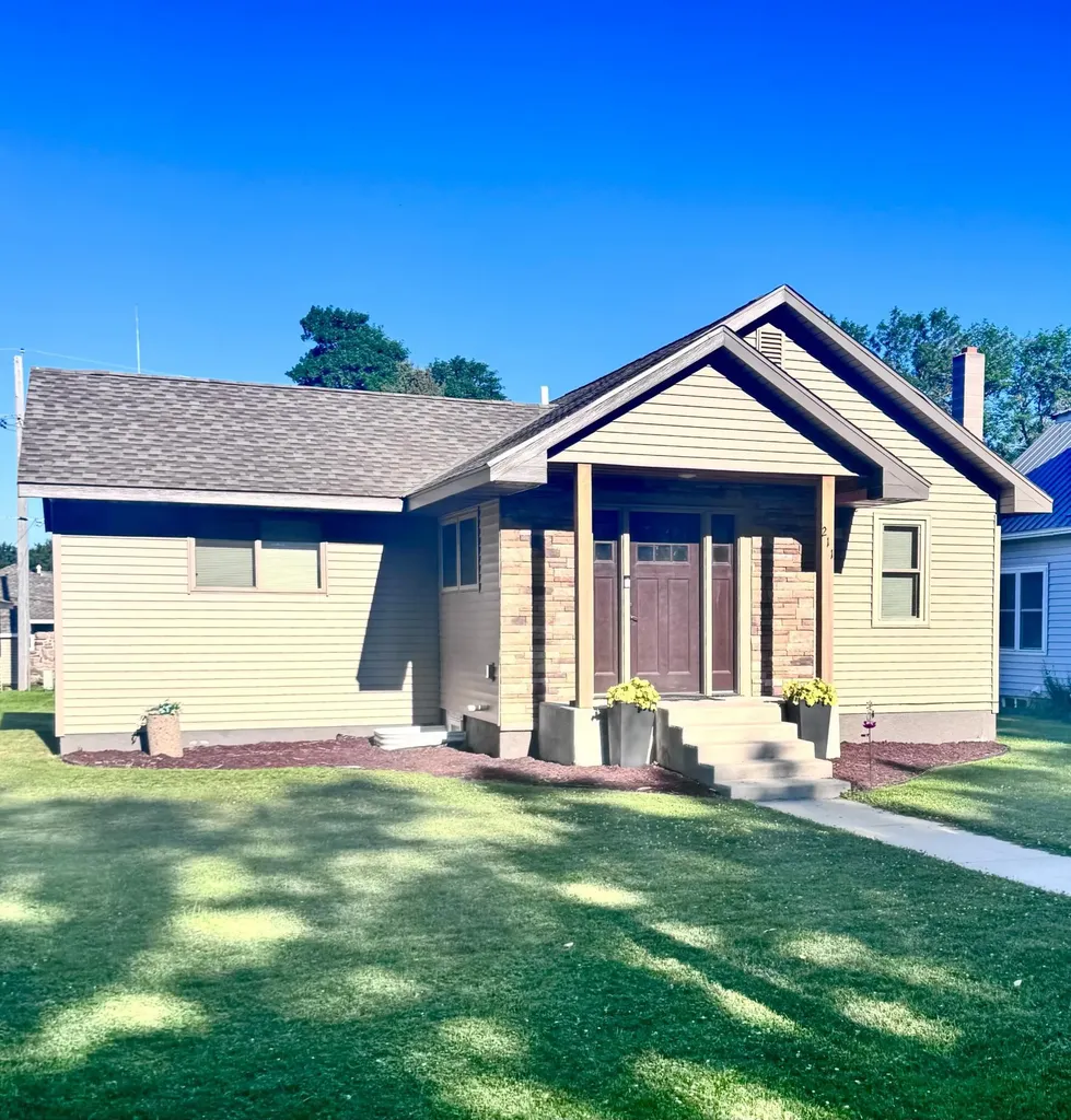 211 Western Avenue N Brooten MN 56316