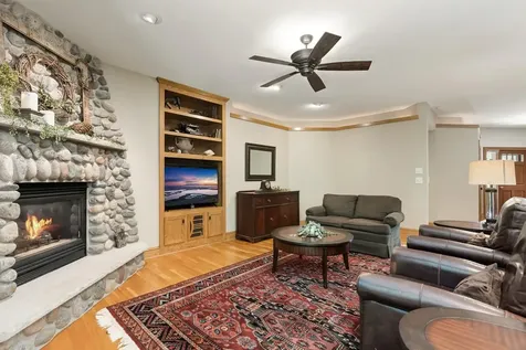 2934 Canyon Road Chaska MN 55318