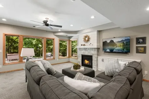 2934 Canyon Road Chaska MN 55318
