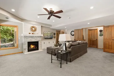 2934 Canyon Road Chaska MN 55318