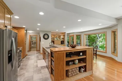 2934 Canyon Road Chaska MN 55318