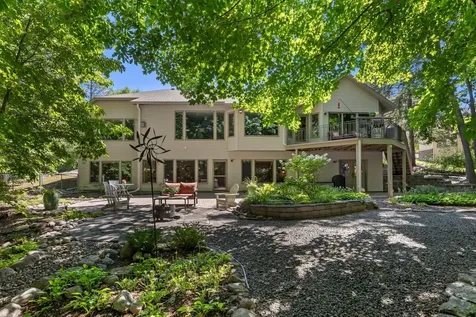 2934 Canyon Road Chaska MN 55318