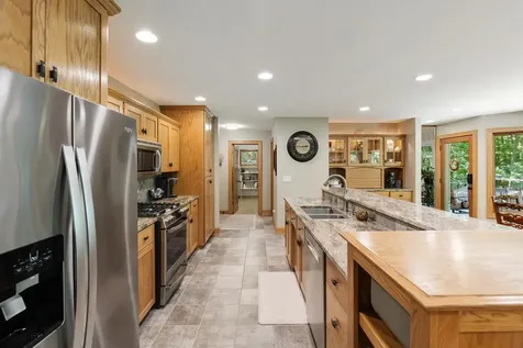 2934 Canyon Road Chaska MN 55318
