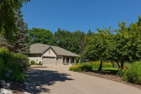 2934 Canyon Road Chaska MN 55318