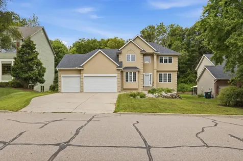 15016 Viewcrest Lane Burnsville MN 55306