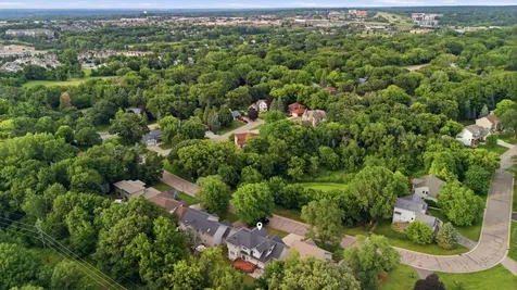 15016 Viewcrest Lane Burnsville MN 55306