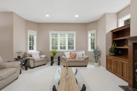 15016 Viewcrest Lane Burnsville MN 55306