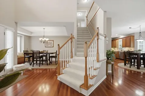 15016 Viewcrest Lane Burnsville MN 55306