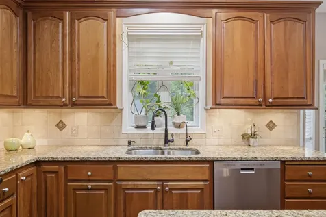 15016 Viewcrest Lane Burnsville MN 55306