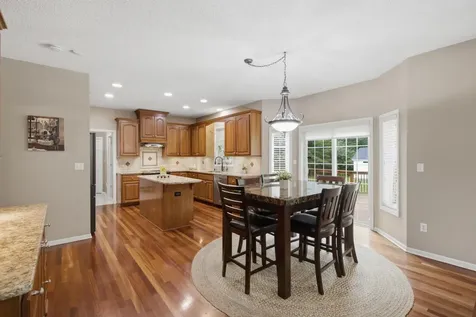 15016 Viewcrest Lane Burnsville MN 55306