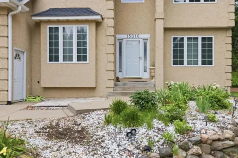 15016 Viewcrest Lane Burnsville MN 55306