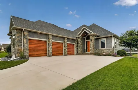 605 Somerby Parkway NE Byron MN 55920