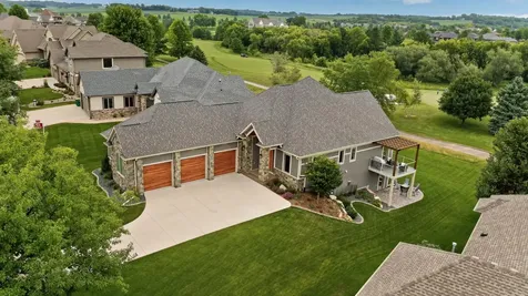 605 Somerby Parkway NE Byron MN 55920