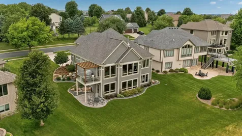 605 Somerby Parkway NE Byron MN 55920