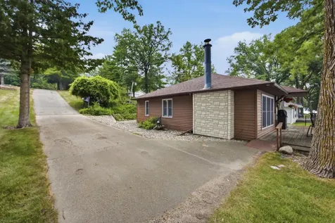 1191 Long Beach Drive Detroit Lakes MN 56501