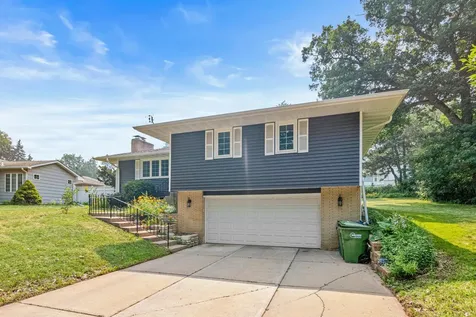 1429 Windemere Drive NE Fridley MN 55421