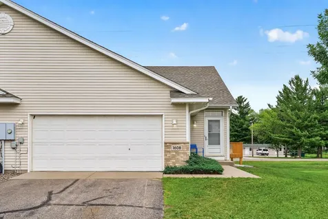 1608 15th Avenue N Princeton MN 55371