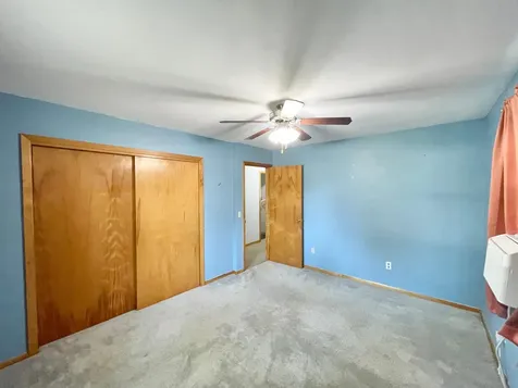 402 N Van Buren Avenue Springfield MN 56087