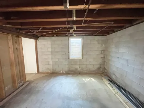 402 N Van Buren Avenue Springfield MN 56087