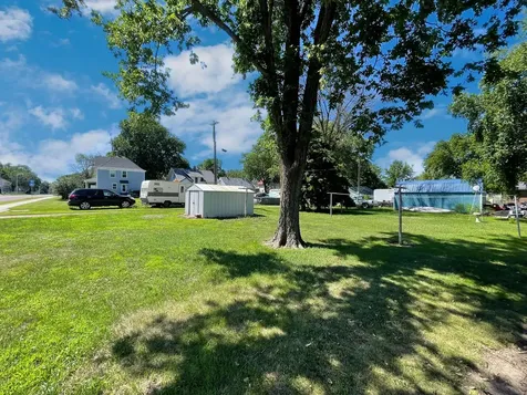 402 N Van Buren Avenue Springfield MN 56087