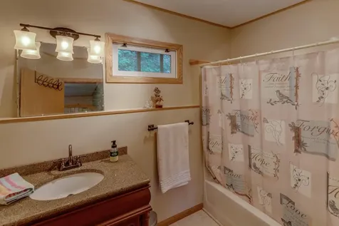 4814 Hiram Loop Road NW Hackensack MN 56452