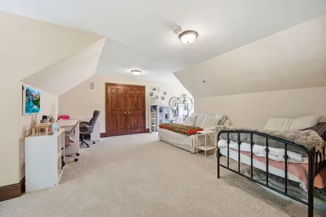 19520 W Tri Oak Circle NE East Bethel MN 55092