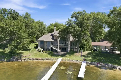 19520 W Tri Oak Circle NE East Bethel MN 55092