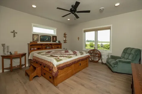 162 Sandstone Drive NW Eyota MN 55934