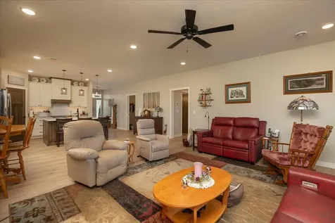 162 Sandstone Drive NW Eyota MN 55934