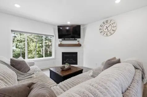 13763 9th Avenue S Zimmerman MN 55398
