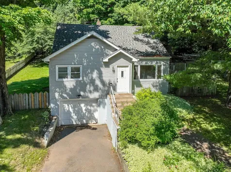 1319 Brainerd Avenue Duluth MN 55811