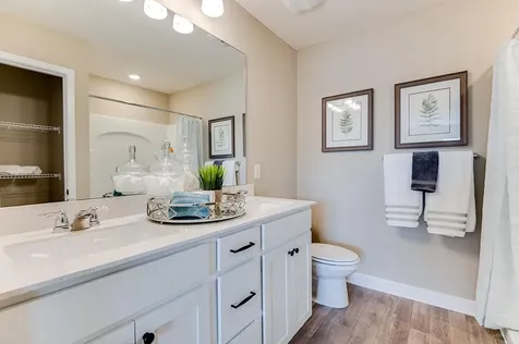 8963 Joliet Avenue S Cottage Grove MN 55016